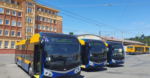 Nové autobusy přinášejí vyšší komfort i novou úroveň bezpečnosti